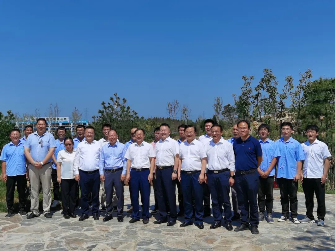 8.30中建三局副总经理、北方分局局长李兵生赴雄安悦容公园项目调研.jpg