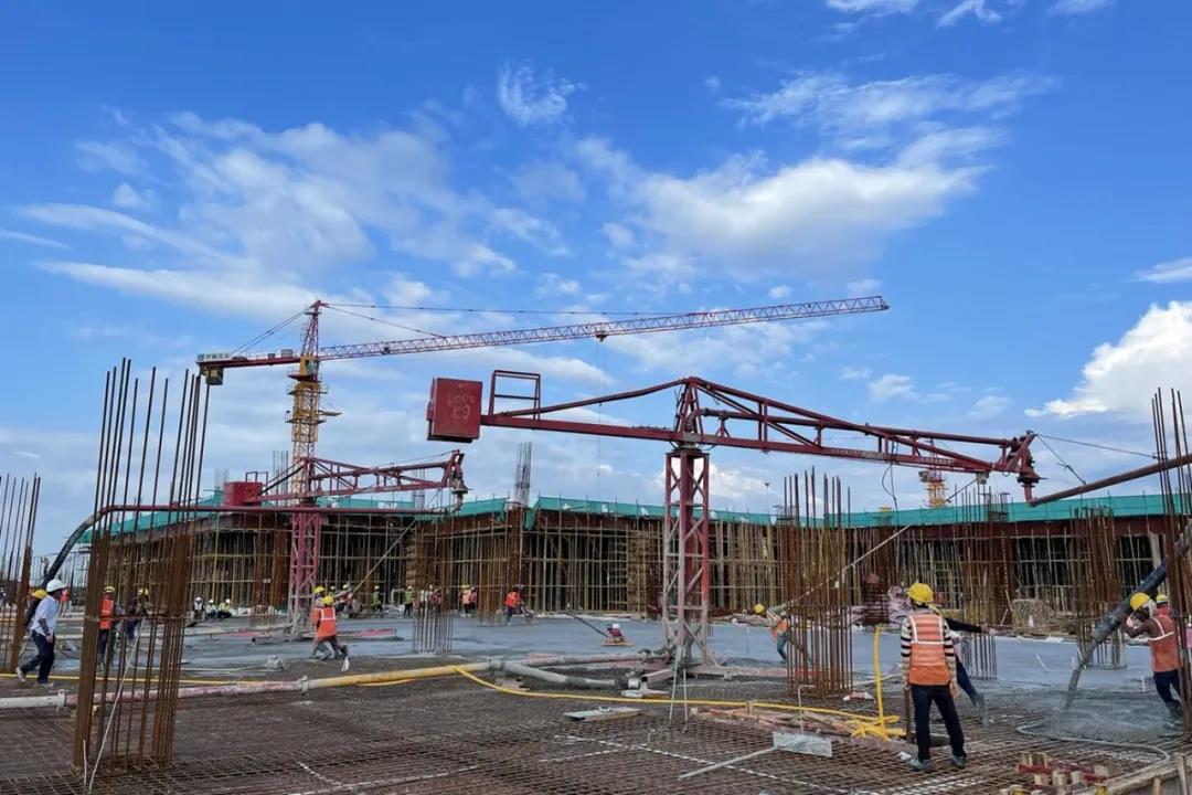 11.10vivo印度工业园一期项目首个单体封顶!4.jpg 11.10vivo印度工业园一期项目首个单体封顶!4.jpg