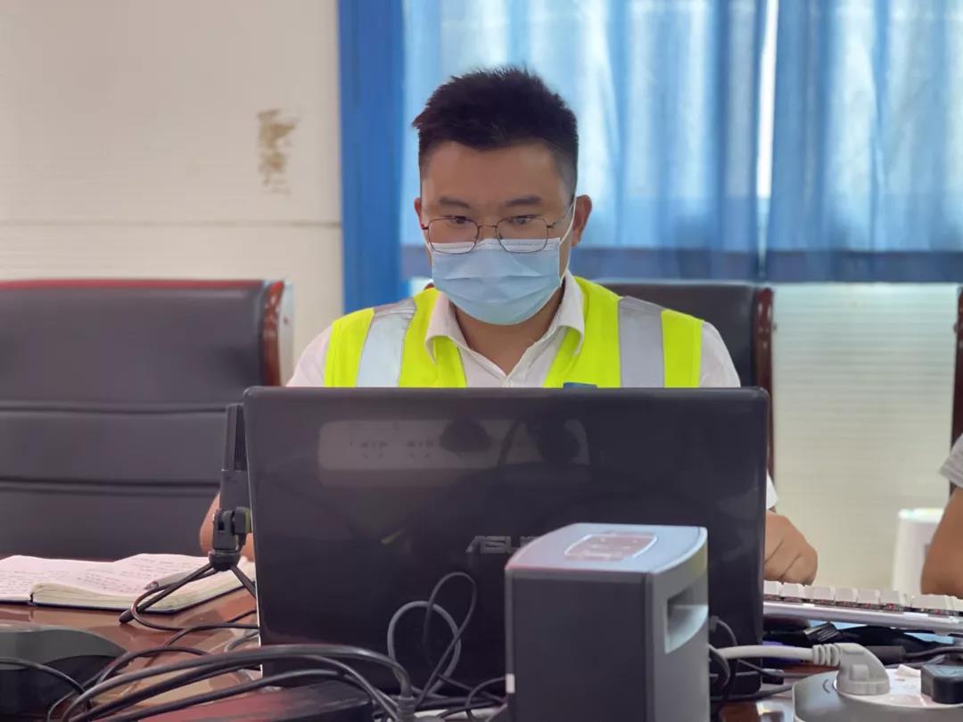 11.10vivo印度工业园一期项目首个单体封顶!5.jpg 11.10vivo印度工业园一期项目首个单体封顶!5.jpg