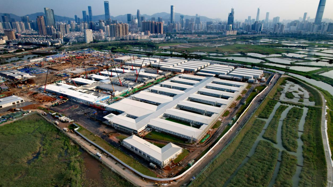 4.8 30天抢建“生命之舟”！中央援港应急医院项目一期工程竣工交付1.png