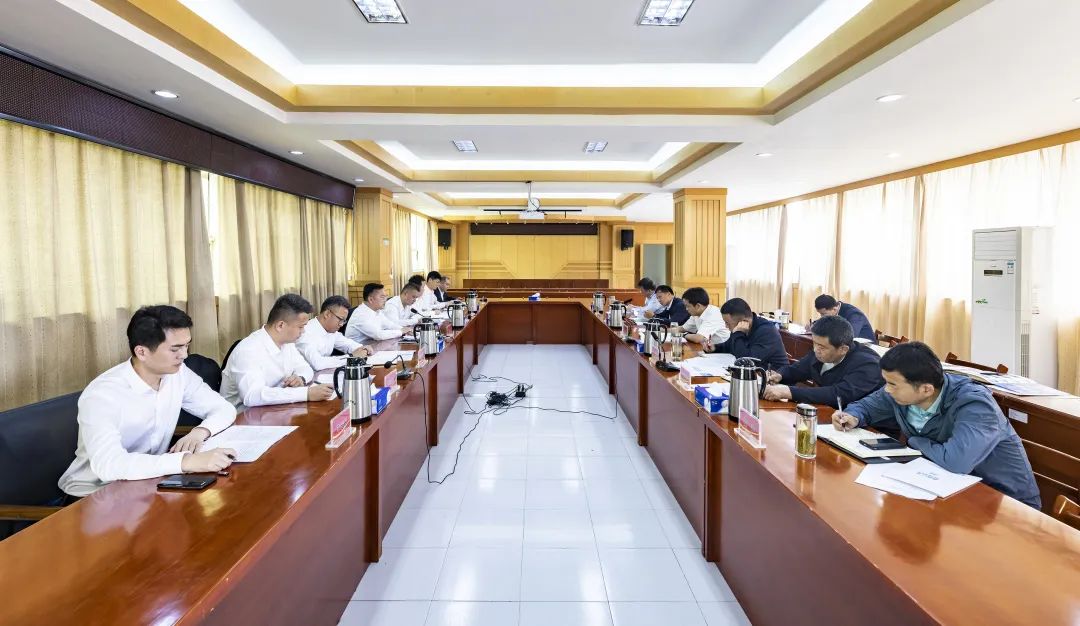 5.20 王延波拜会孝感市委常委、统战部部长、市高新区党工委书记贺卫东.jpg