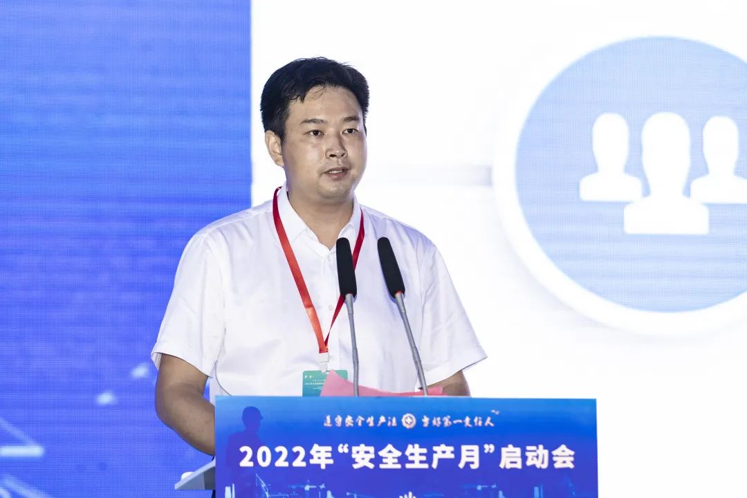 6.1 湖北省住建系统（鄂东分会场）、中建三局三公司“安全生产月”启动仪式在鄂州沙塘棚户区改造项目举行！7.jpg