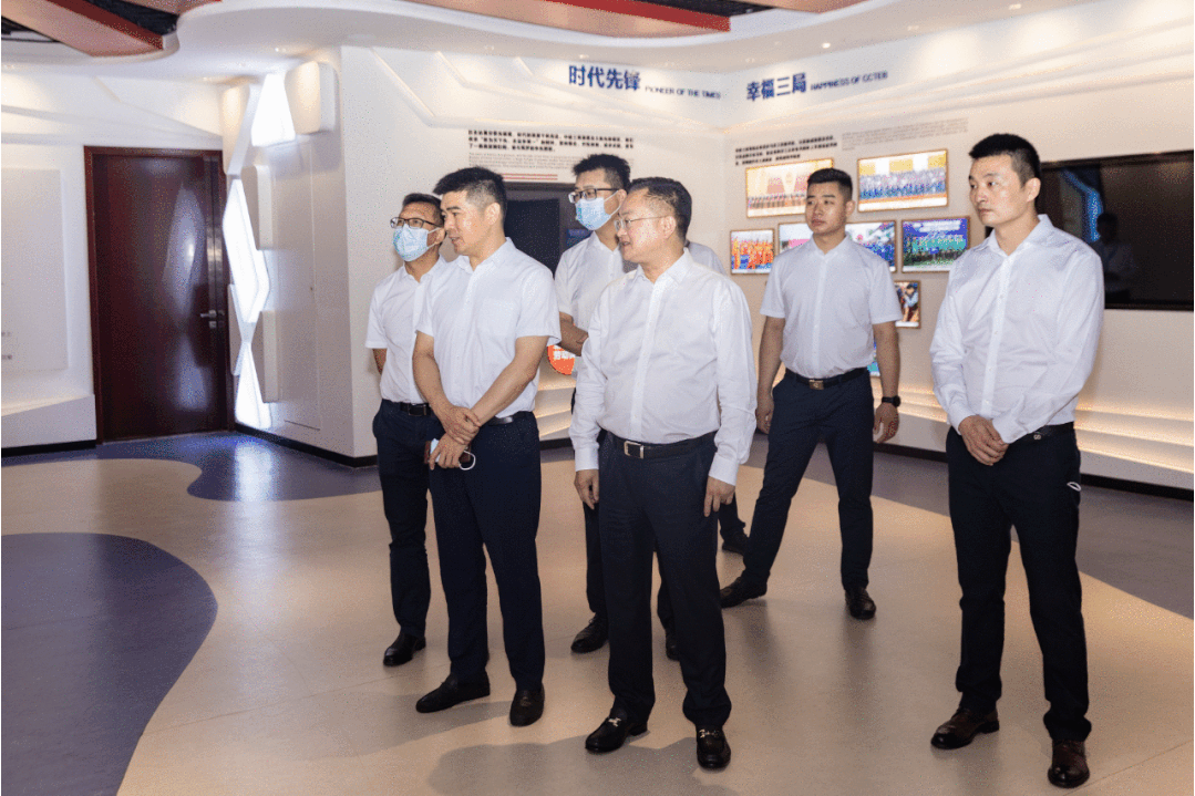 6.14 樊涛生与济南钢城经济开发区党工委委员、管委会副主任何小刚会谈交流2.gif