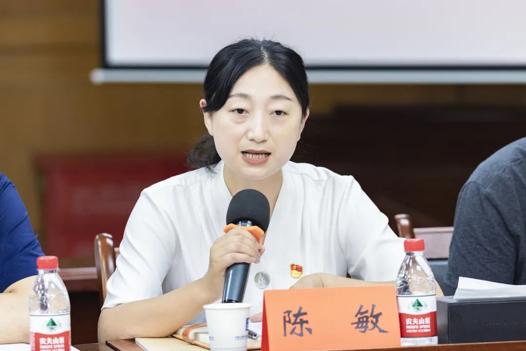 6.24 中共武汉洪山区委、中建三局三公司党委开展理论学习中心组联组学习9.jpg