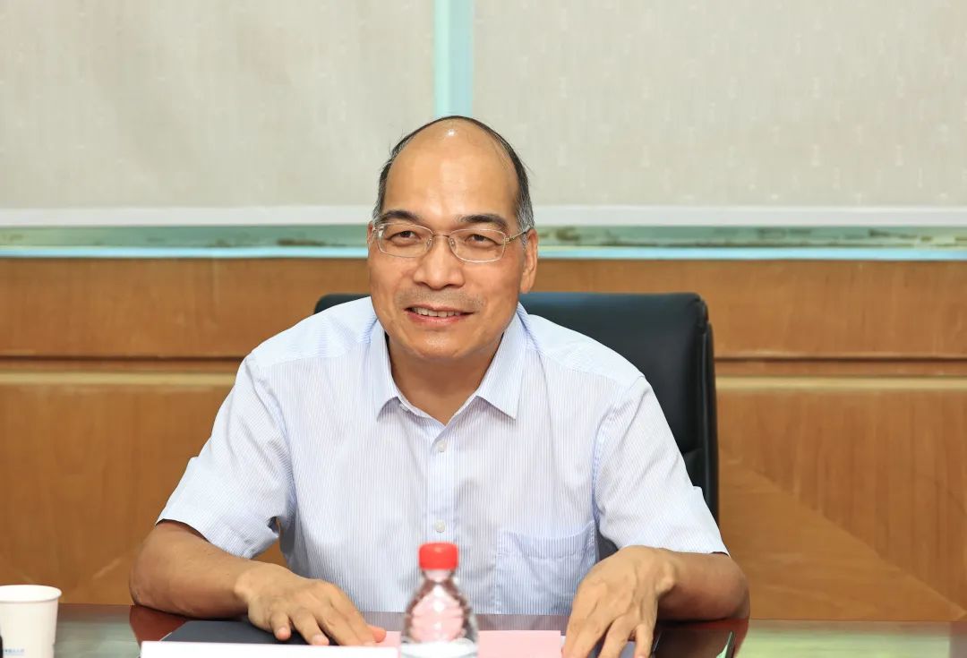 8.8 王延波会见中国建筑科学研究院北京构力科技有限公司董事长马恩成2.jpg 8.8 王延波会见中国建筑科学研究院北京构力科技有限公司董事长马恩成2.jpg