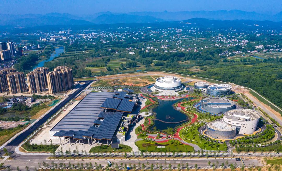 10.9 百强县添新颜！宜都市民活动中心PPP项目全面竣工！1.jpg