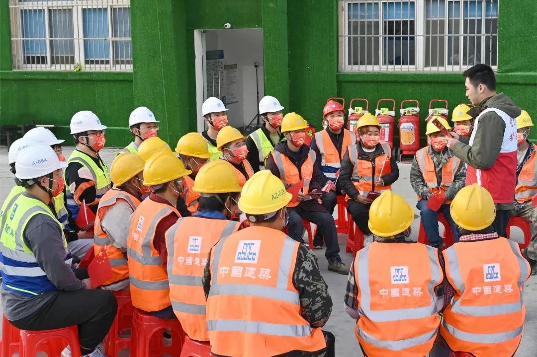 11.24 声入心通！中建三局三公司各单位深入传达学习党的二十大精神2.jpg