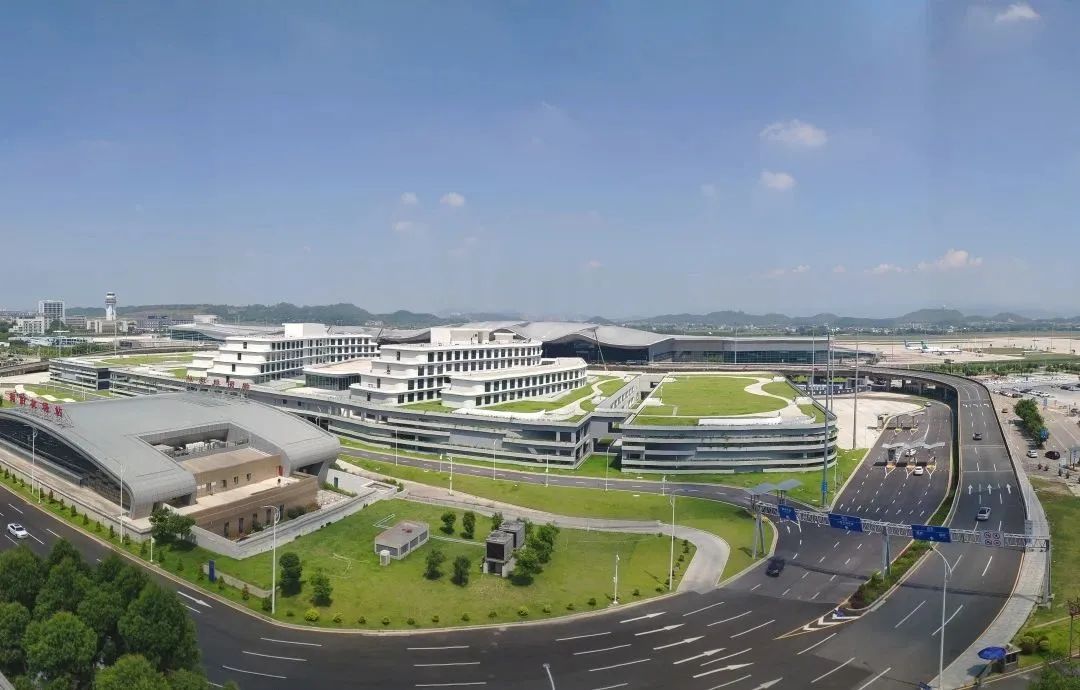 12.19 广东揭阳潮汕机场航站区扩建工程通过行业验收！1.jpg