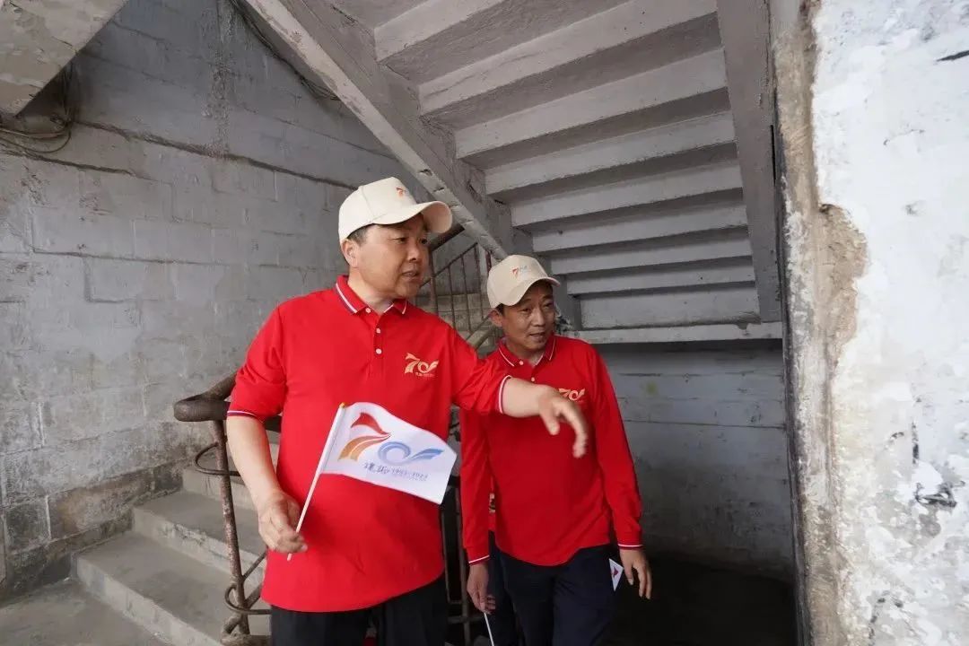 4.18 循着前辈的足迹，我们在水城一路寻根溯源忆初心！4.jpg