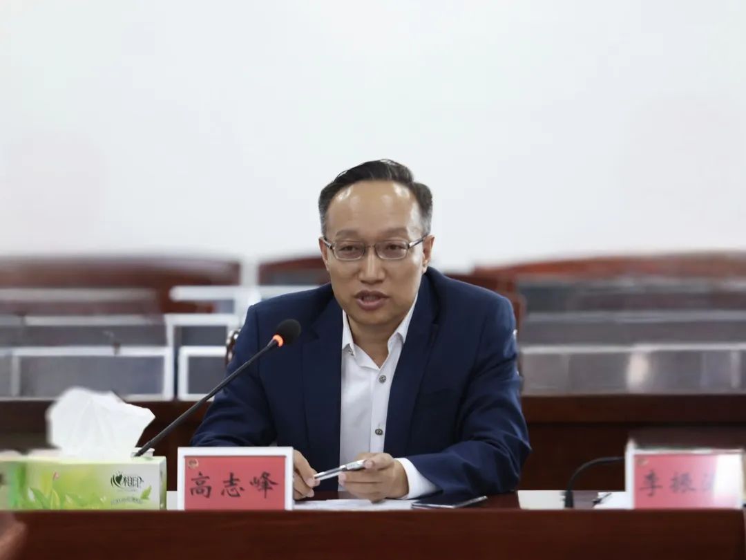 4.4 王延波一行拜会武汉市汉阳区委书记徐丽、区长郭笑撰3.jpg